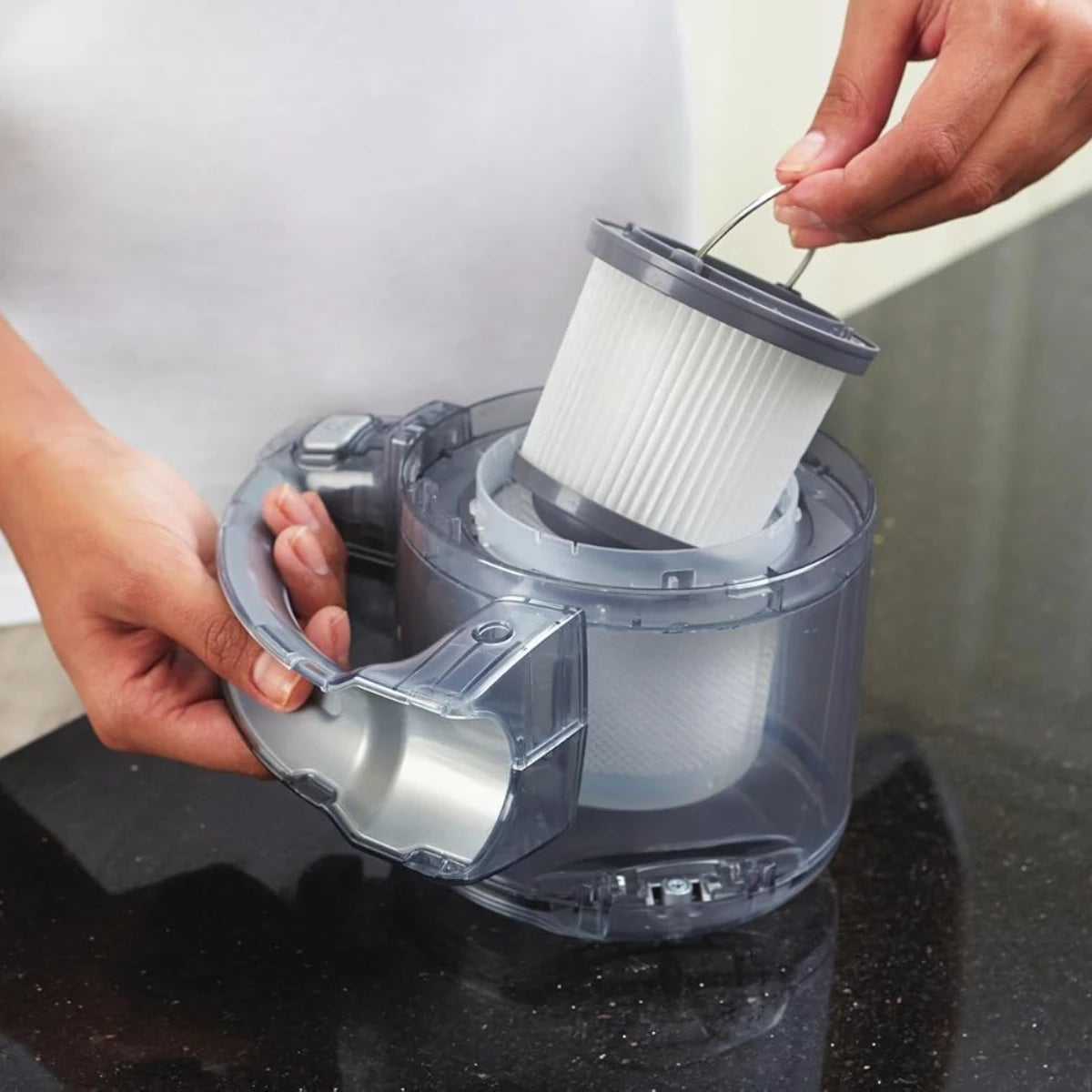 Black & Decker 14.4V Cordless Dustbuster Flexi Hand Vacuum Cleaner with Pet Tool PD1420LP-GB