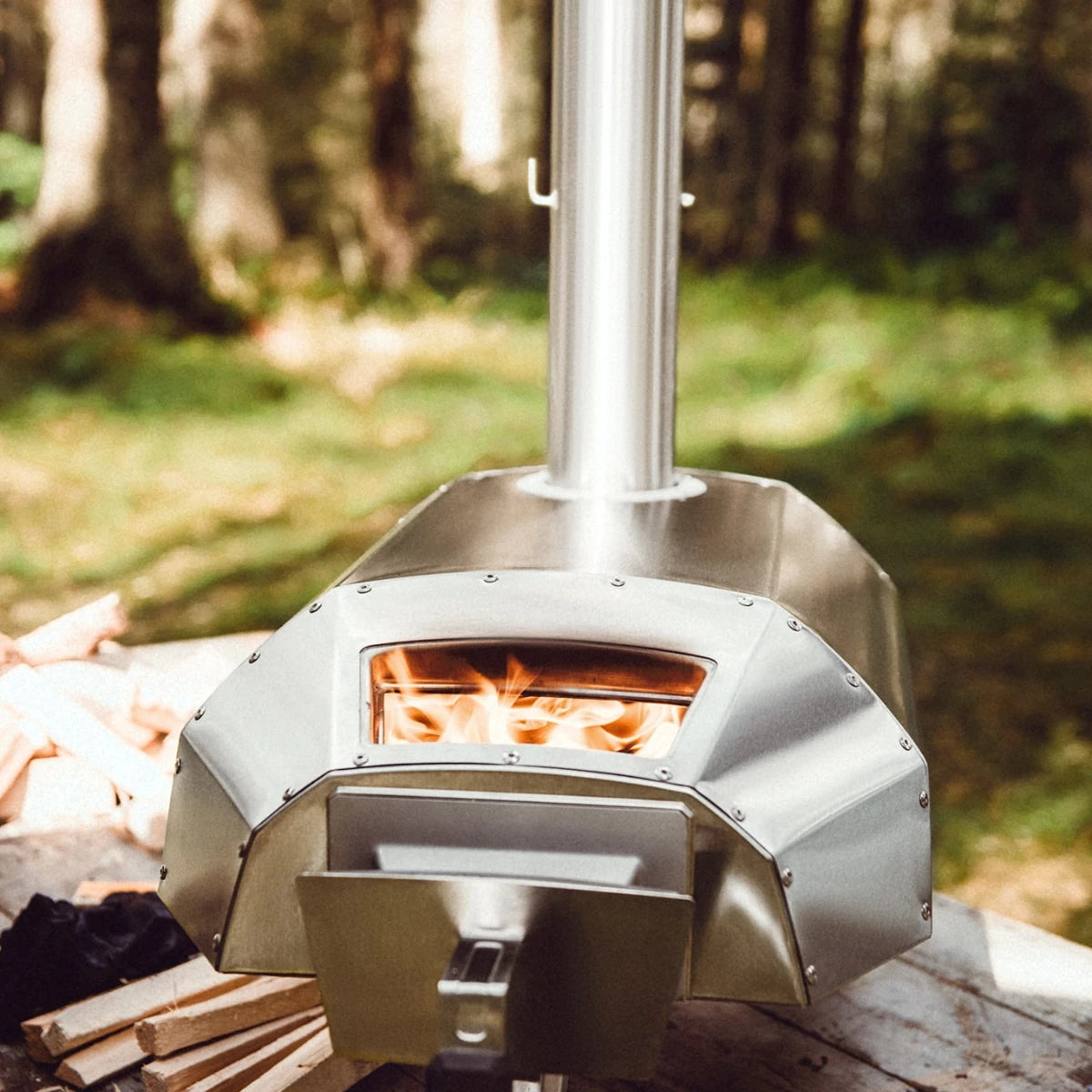 Ooni Karu 12 Wood & Charcoal Fired Pizza Oven
