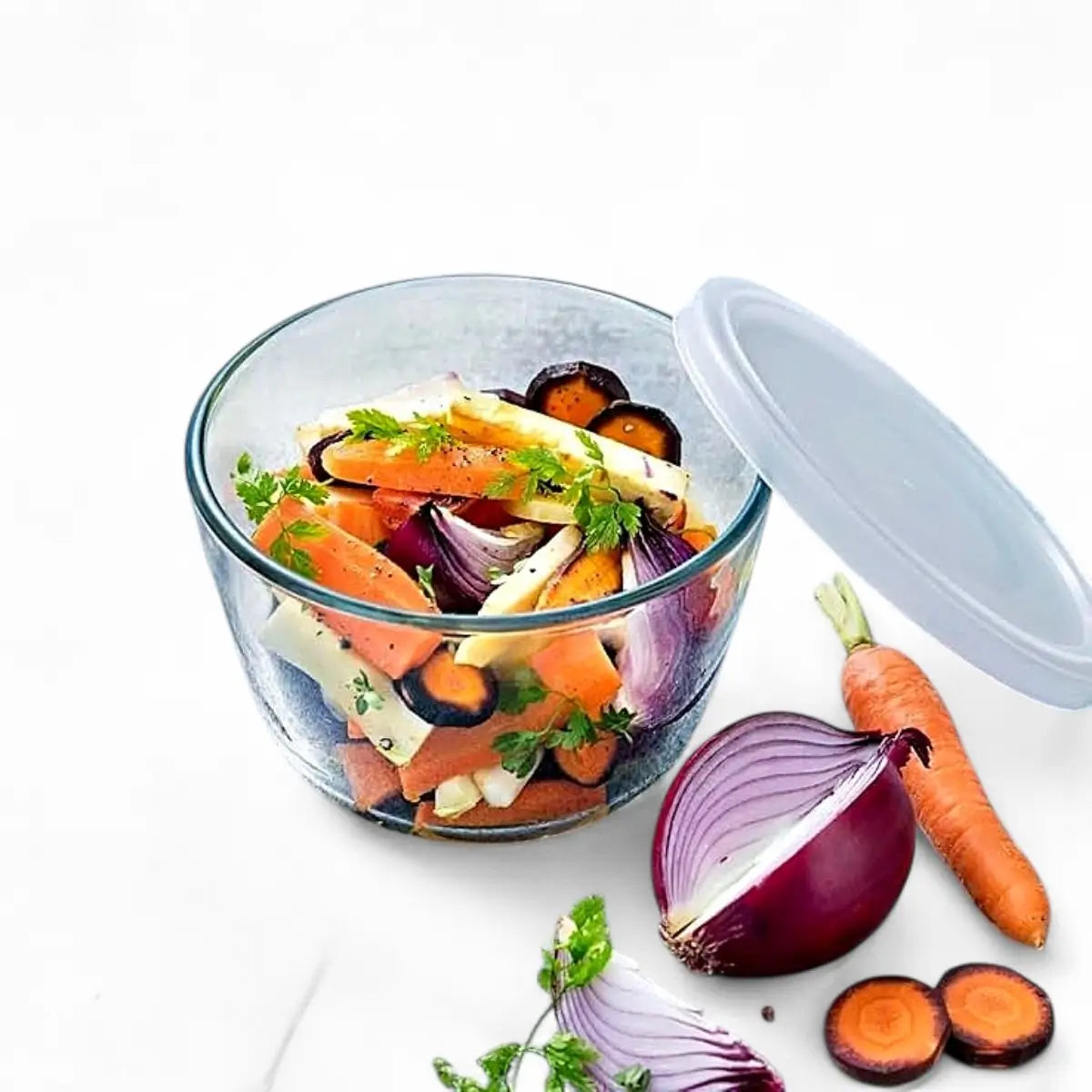 Pyrex Cook & Freeze Round Dish with Lid 1.1L